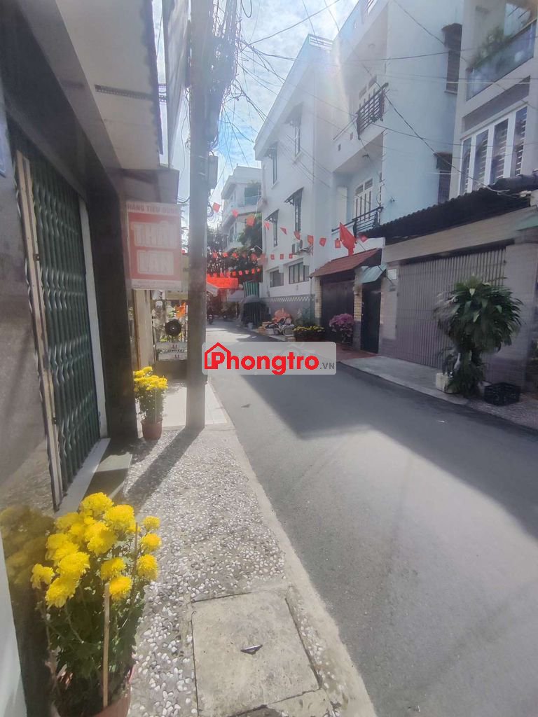 Cho thuê phòng trọ tại chợ căn cứ 26, DT:22m2 có 1 gác lửng, giờ tự do