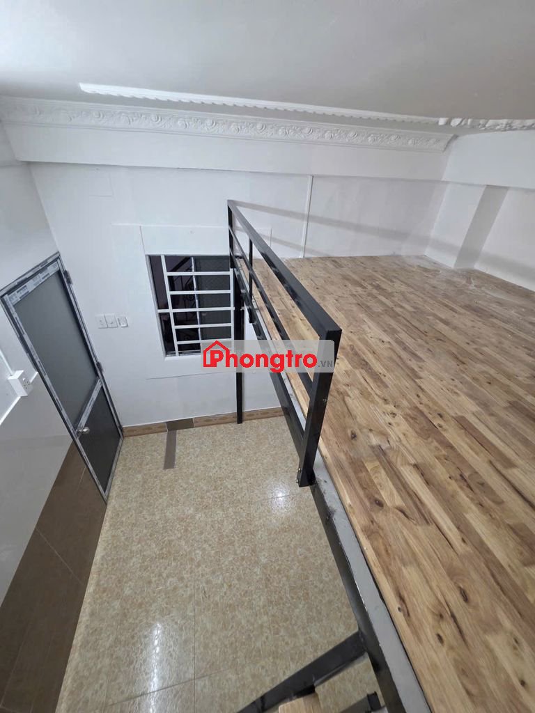 PHÒNG NGAY CHỢ HẠNH THÔNG TÂY CHỈ 2.8TR ***