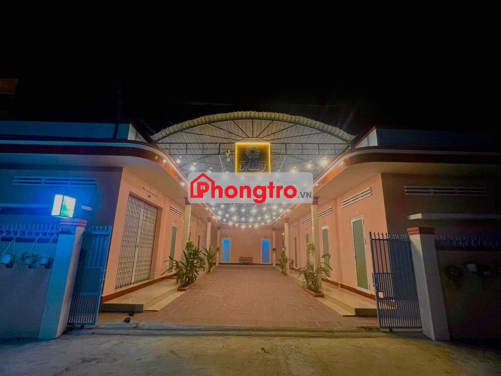 Daisy Homestay - Phòng Đầy Đủ Nội Thất - Cách Bãi Biển Ninh Chữ 100m