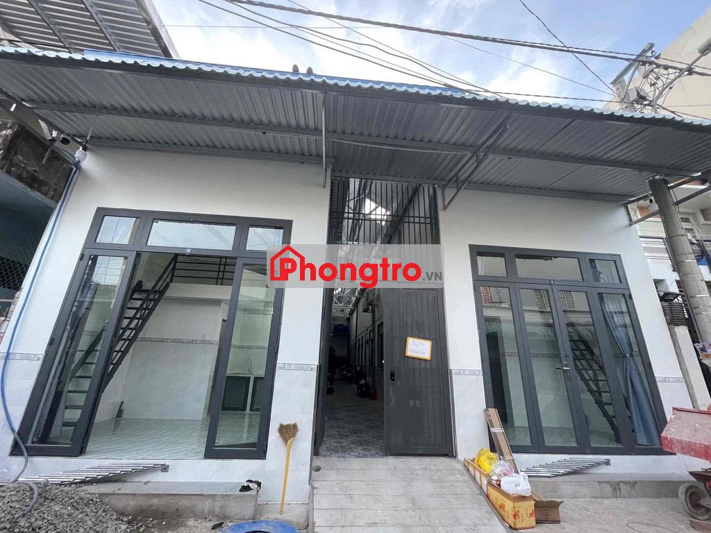 Cho thuê phòng mặt tiền lộ 5m thuận lợi kinh doanh