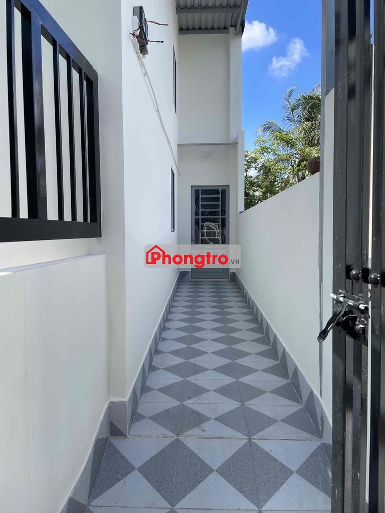 Phòng trọ gia đình cao cấp có gác, sân trước sau, cổng riêng tự do