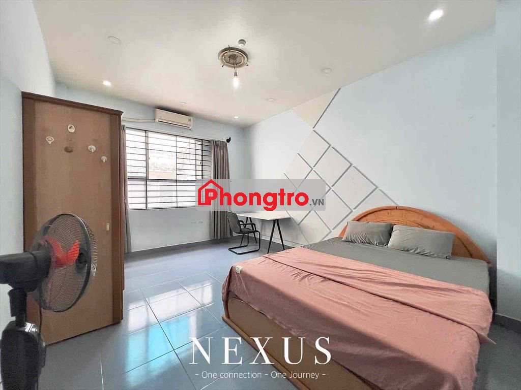 Căn hộ cửa sổ thoáng tách bếp full nội thất gần Parc Mall