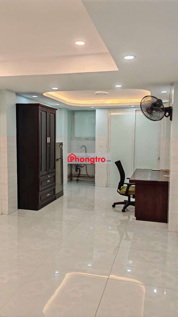 Phòng 30m2 đường CMT8 Phường Nhiêu Lộc Q3