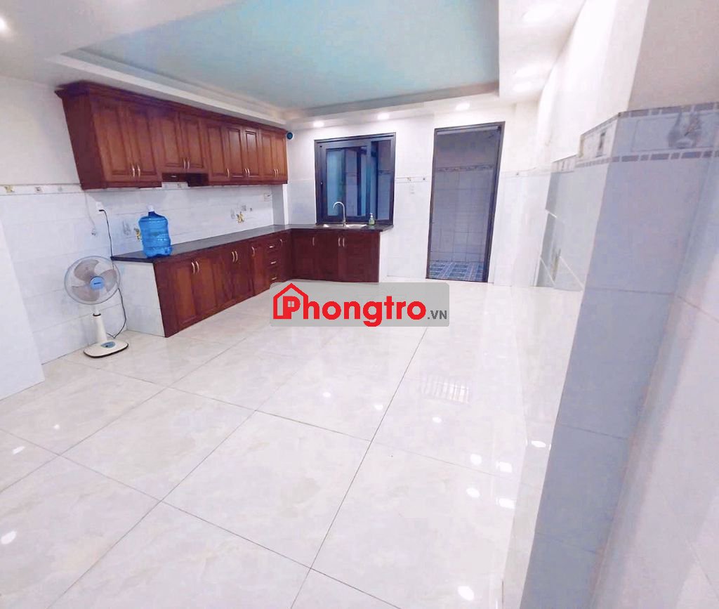 PHÒNG MỚI 35m2 Ở TRỆT - CÓ SÂN & CỬA SỔ TO. Giá: 3tr - GẦN CVPMQT, VOV