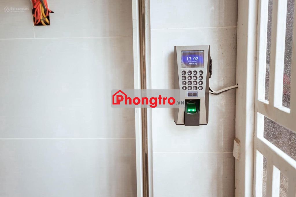 KTX thang máy tại Quận 10, cách 5p qua Sư Vạn Hạnh, Bách Khoa, 1TR3/TH