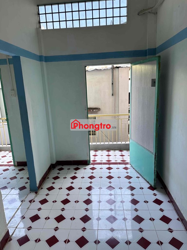 phòng trọ bình dân đường Bùi Đình Tuý diện tích nhỏ gọn yên tĩnh