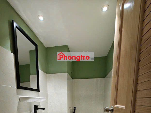 Cần pass lại phòng tại quần 10 . Đầu tháng 4 có thể dọn vào luôn