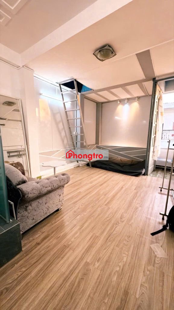 CHÍNH CHỦ Cho Thuê Phòng Ban Công Full NT Gần Phan Xích Long 4.9tr