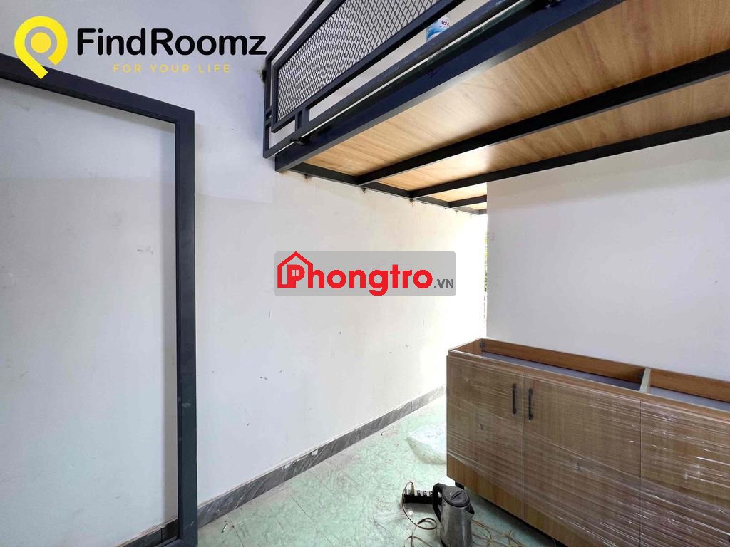 DUPLEX BAN CÔNG NGAY CV LÀNG HOA MỚI XÂY