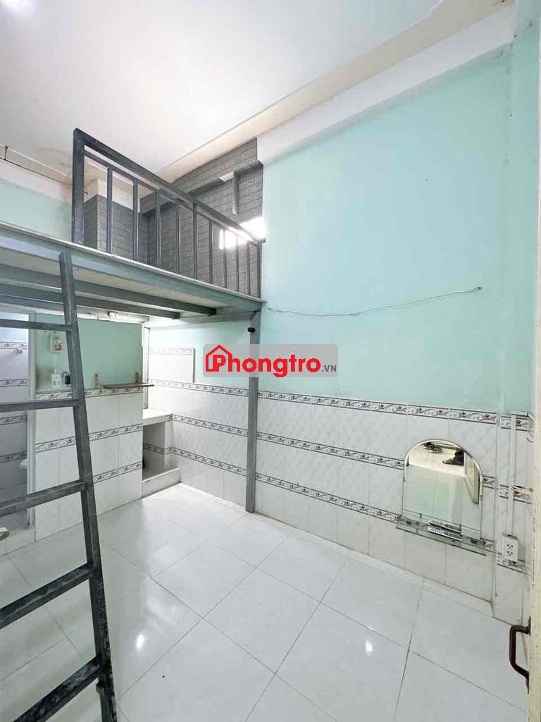 Phòng Giá Rẻ Cách Đại Học Công Thương 3p