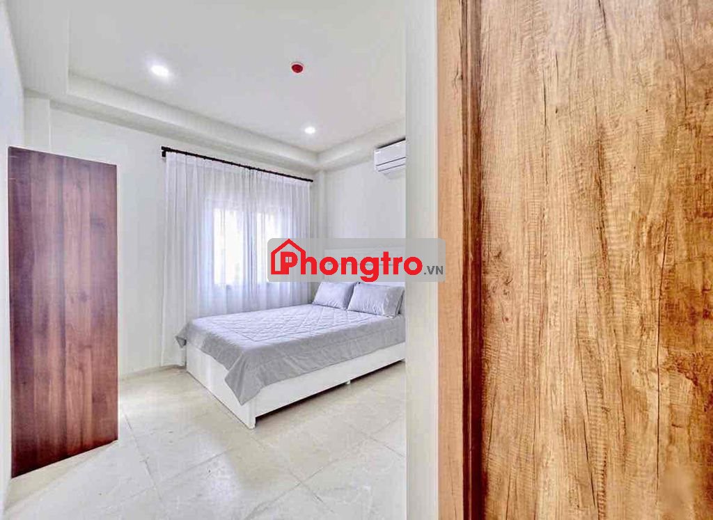 studio ban công ngay Lê Văn Việt