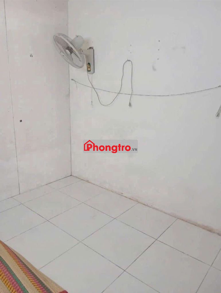 cho thuê phòng trệt nhỏ ,WC ngoài dùng chung ,kg chung chủ