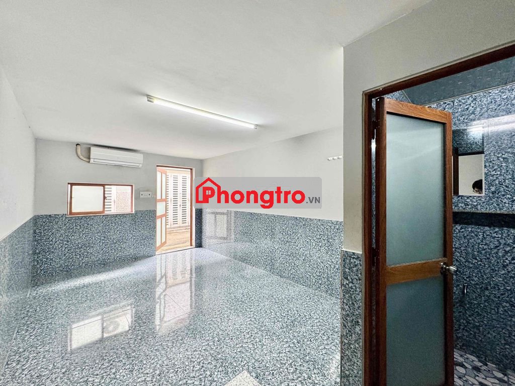 CHO THUÊ PHÒNG CÓ SẲN MÁY LẠNH GẦN ĐẠI HỌC NGUYỄN TẤT THÀNH