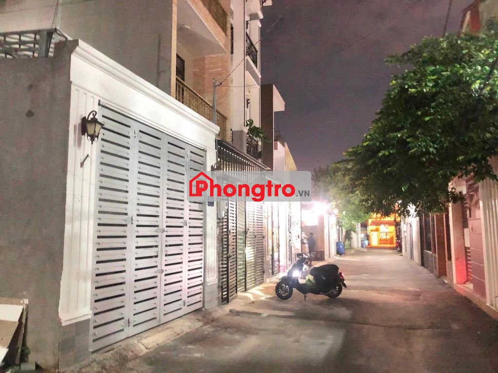 Chính chủ- 1 phòng 35m2 trong nhà nguyên căn