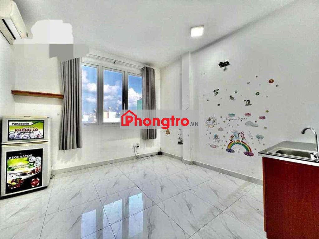 PHÒNG STUDIO BAN CÔNG CỬA SỔ TRỜI - THANG MÁY