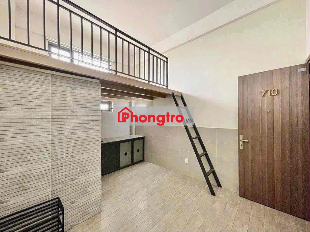 Phòng gác ngay Lê Văn Việt - Lã Xuân Oai