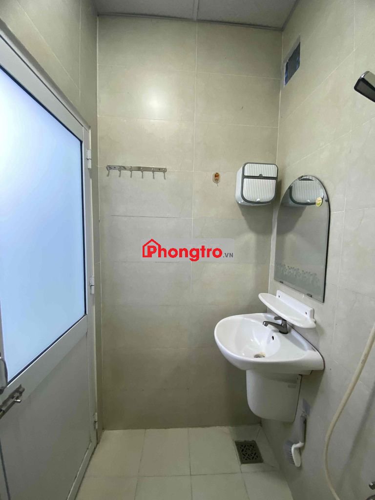 Phòng Cho Thuê đối diện PMP QT Q12