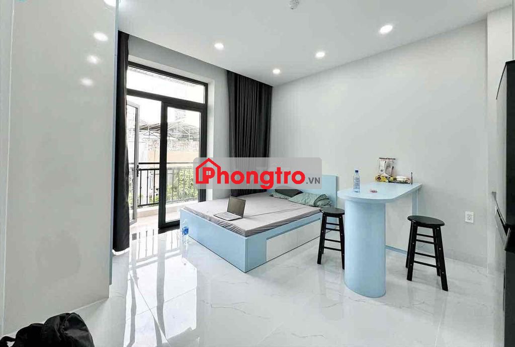 PHÒNG MỚI XÂY CÓ BAN CÔNG CỬA SỔ TRUNG TÂM Q12