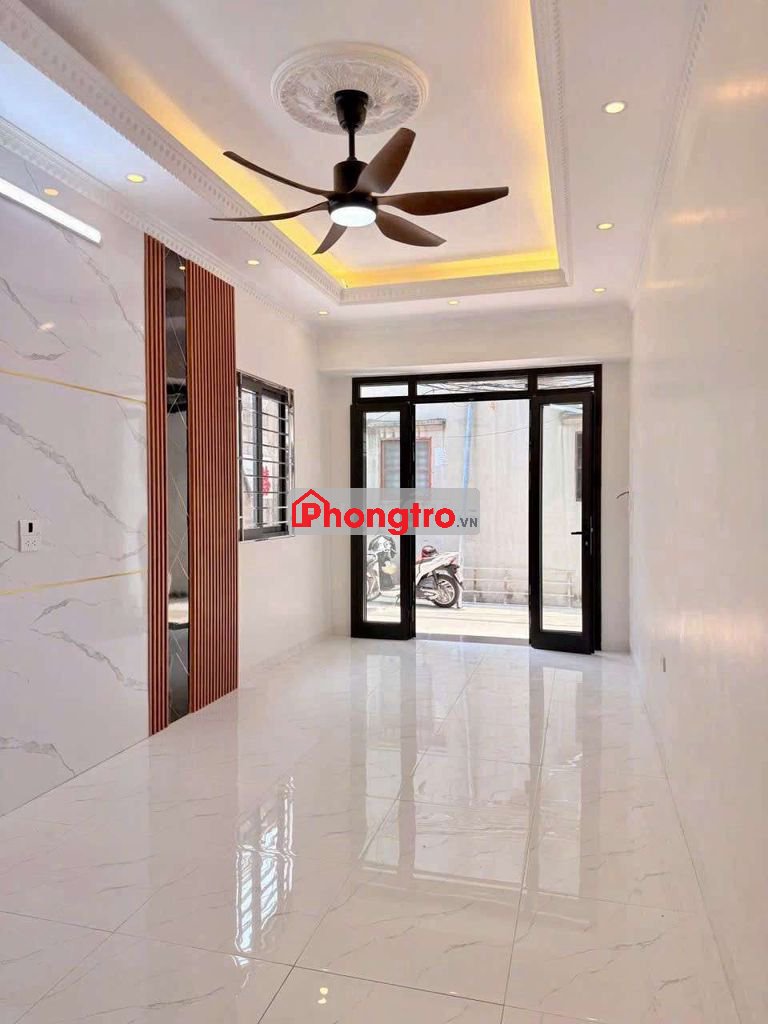 co căn hộ tầng 4 dt 56m có 2 phòng ngủ giá 6tr9 ngõ trại cá