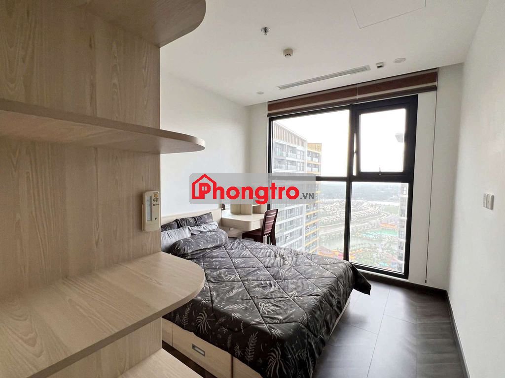 Share 1 Phòng Ngủ Ban Công trong Căn Hộ