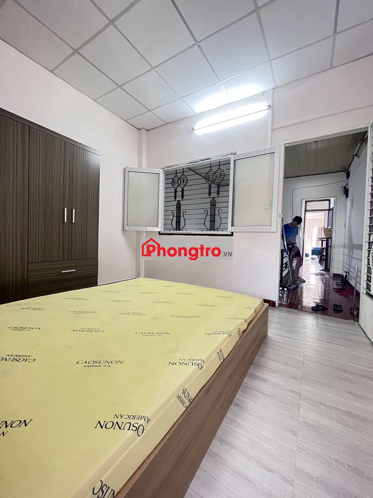 phòng trọ ban công, 1 pn tách bếp, giờ tự do, ko chung chủ, khoá vt
