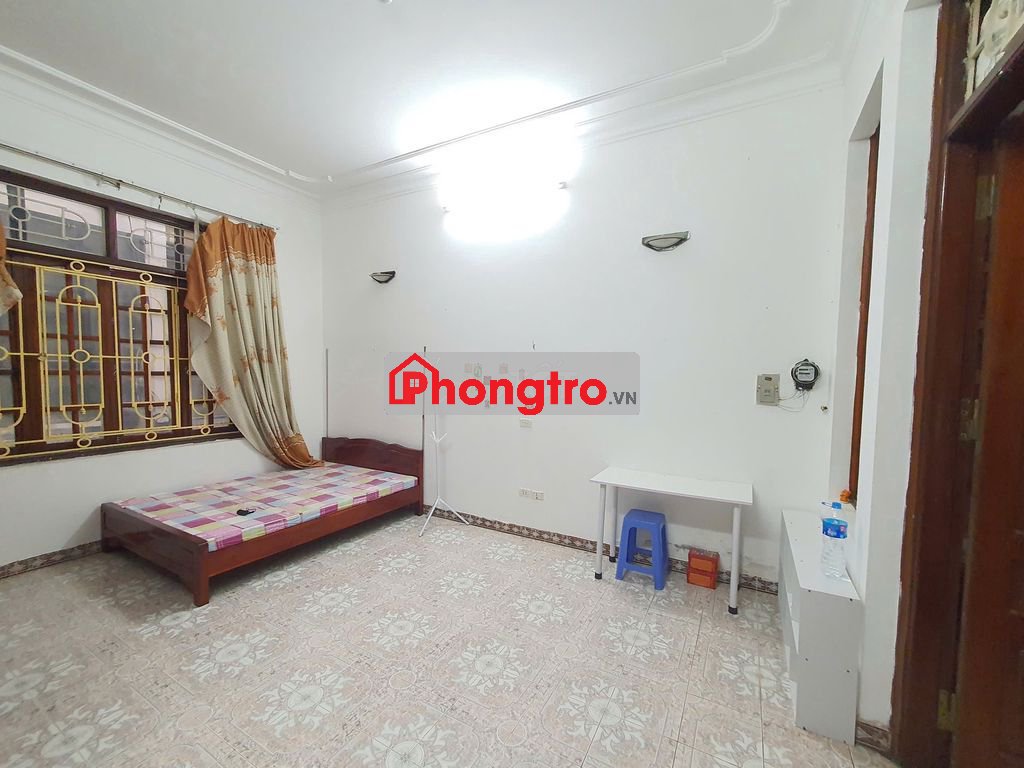 Cho thuê phòng đầy đủ nội thất 28m2 - Núi Trúc Ba Đình