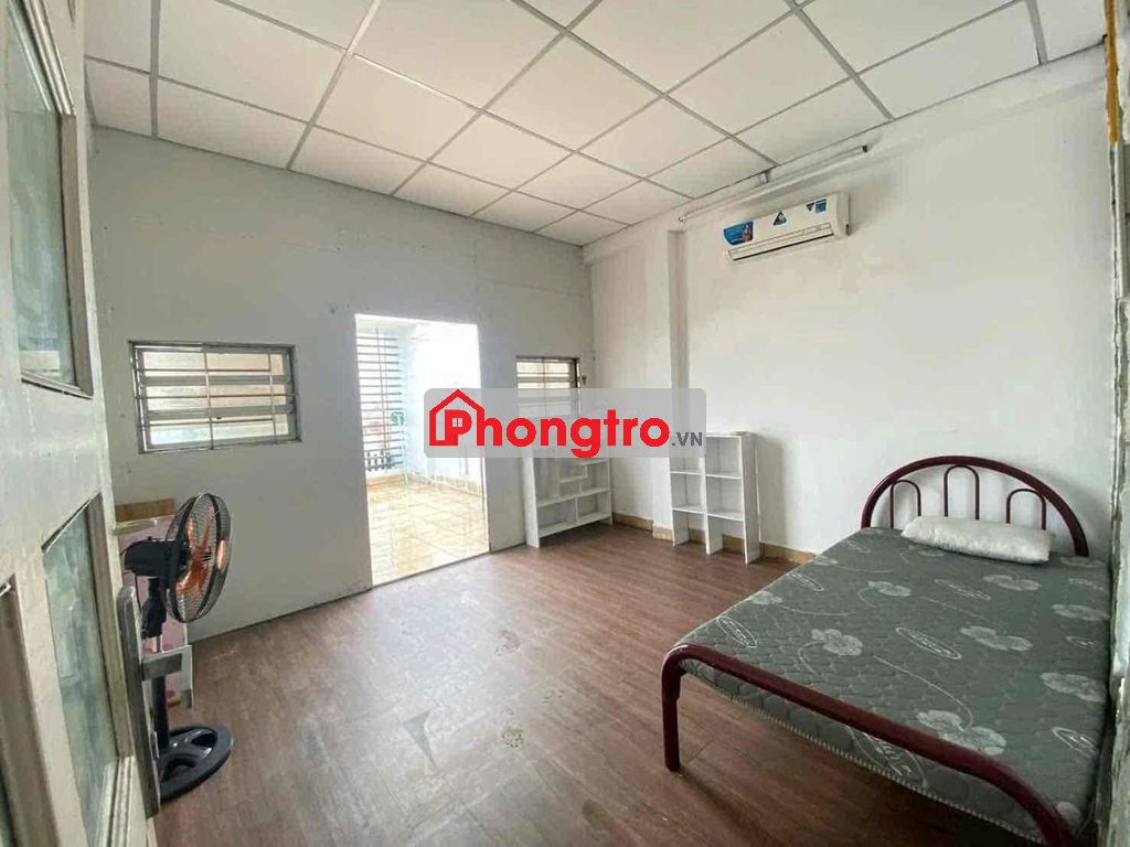 Phòng có máy lạnh - sân phơi như hình, Thoại Ngọc Hầu