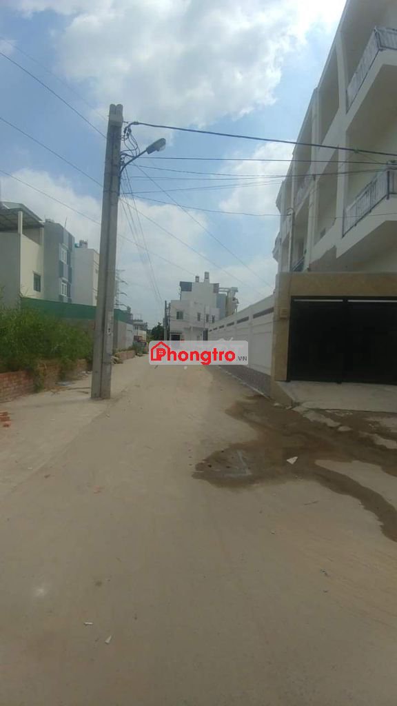 Phòng trọ 30m2 có Máy lạnh, Ban Công Đường số 22 p.linh đông - giá 4tr