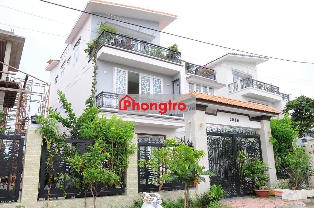 Phòng VIP (ở ghép 3 người) cách ĐH Tài chính - Marketing 800m FPT 3km