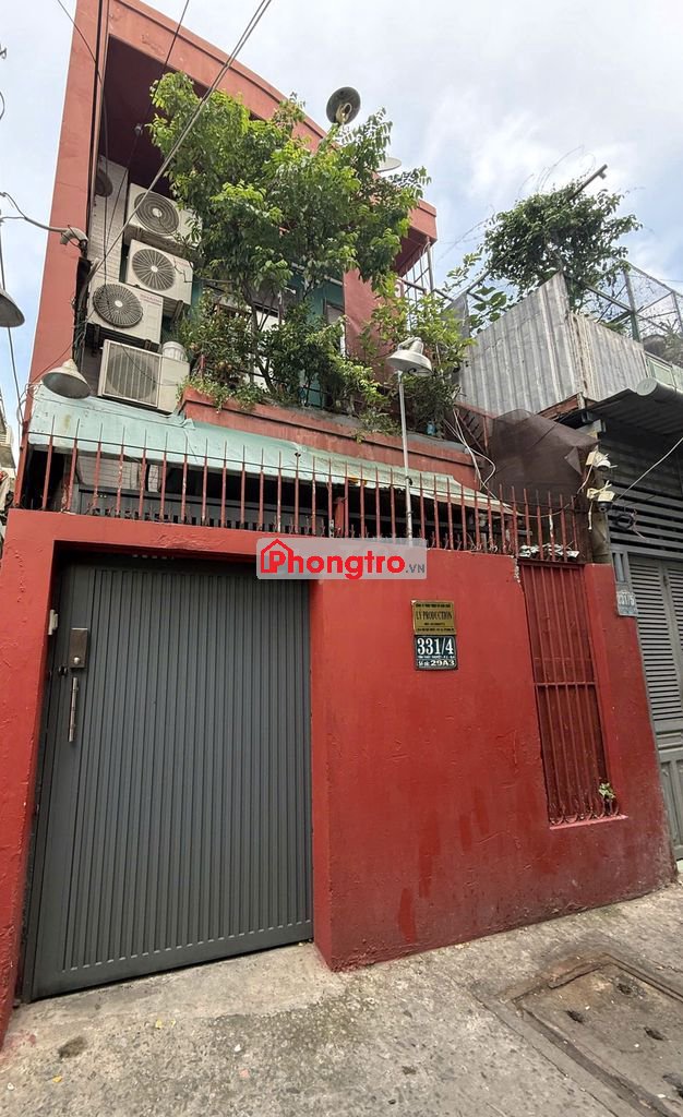 CHO THUÊ TẦNG TRỆT FULL NỘI THẤT,RIÊNG TƯ,SẠCH SẼ, DỌN VÀO Ở NGAY