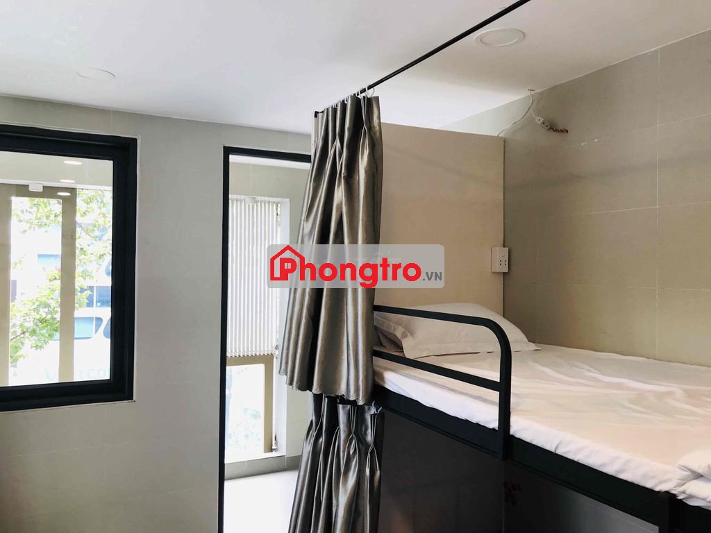 Ký túc xá Bamboo đối diện trường Đại Học Kinh Tế Quận 10