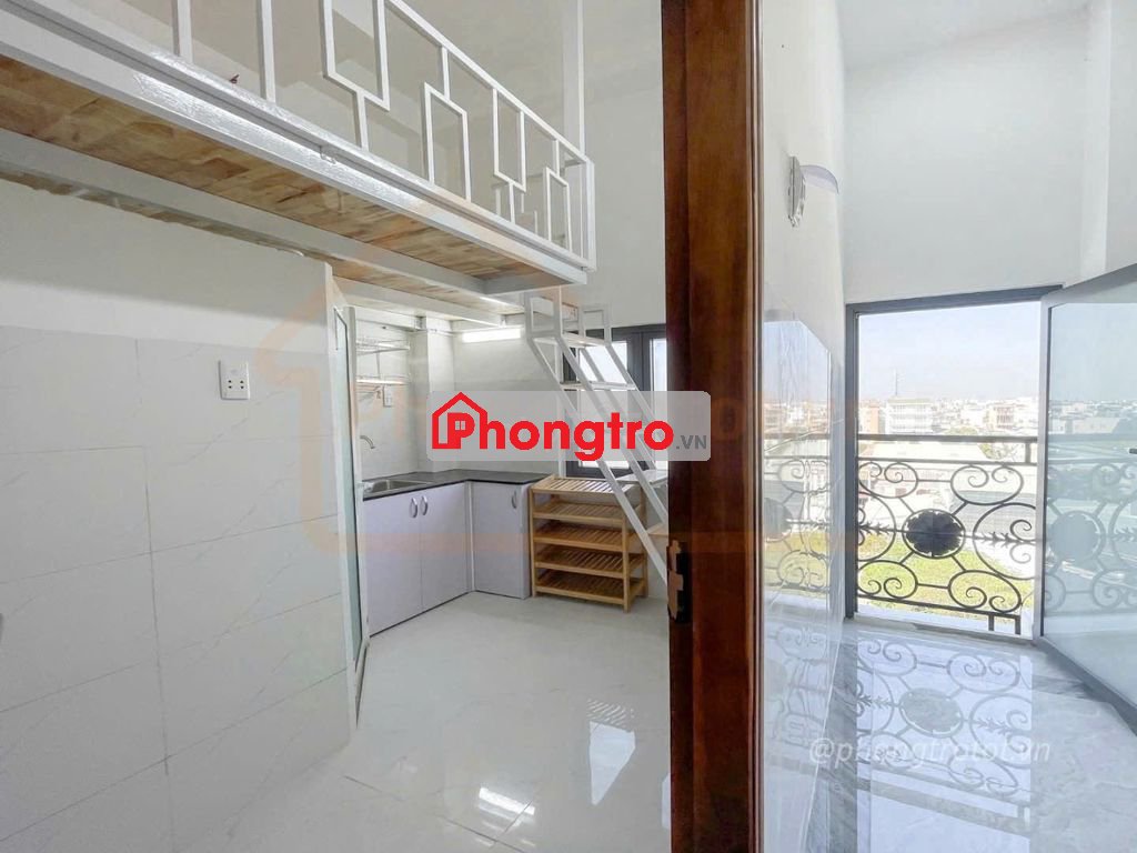 Trống sẵn 1 phòng cửa sổ trời ngay Liên Khu 4-5