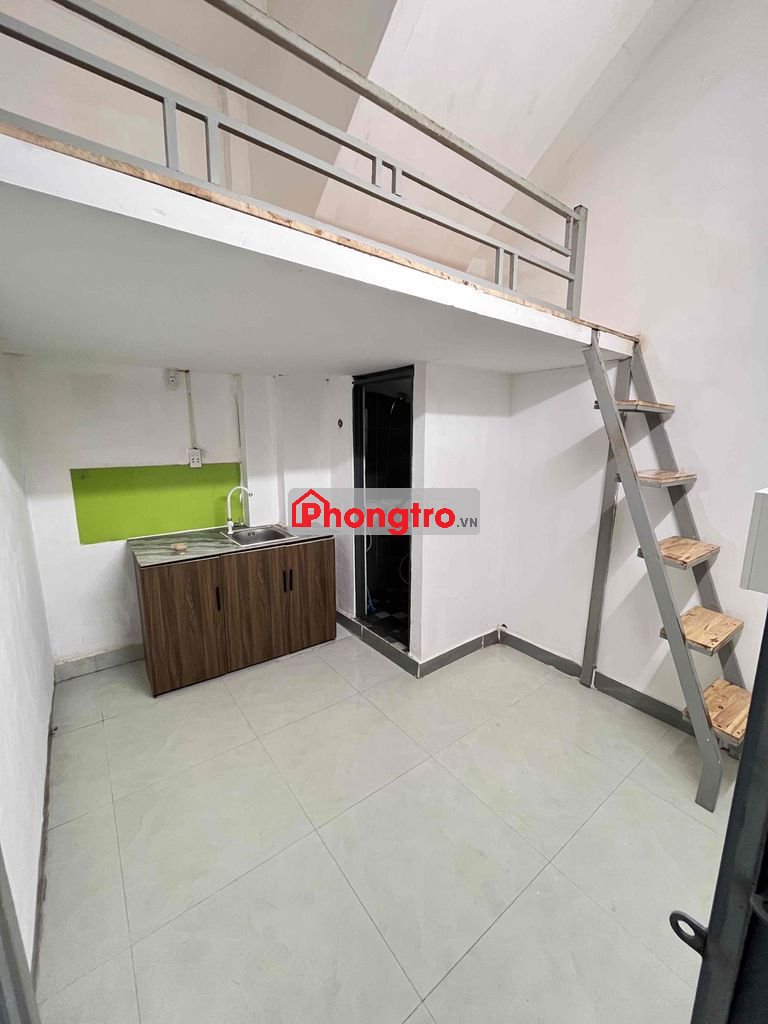 Phòng ở tầng trệt cửa sổ thoáng