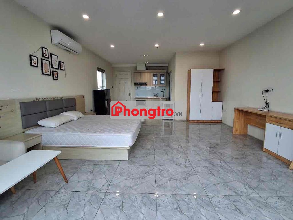Phòng 40m2_ studio ban công view phố