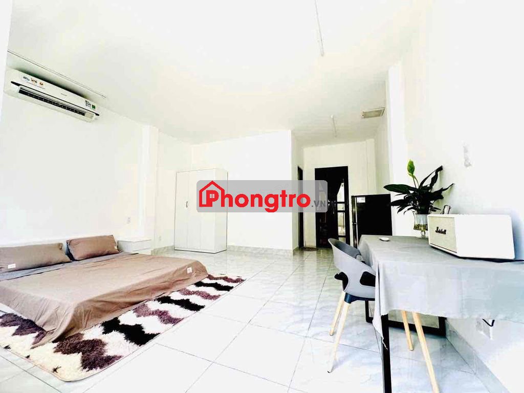 phòng bancol diện tích lớn gần cv làng hoa