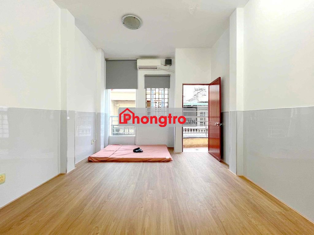 Phòng Studio 30m2 , Ban Công Thoáng, Gần VAA , Sân Bay