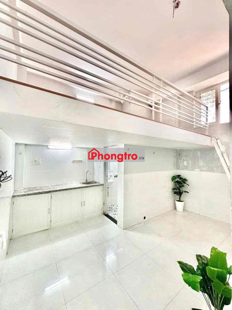 phòng 4tr1 duplex ở được 3-5 người và xe nguyễn xí Bình Thạnh