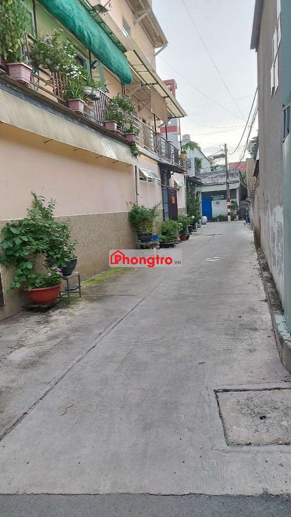 Phòng trọ sạch sẽ thoáng mát có máy lạnh