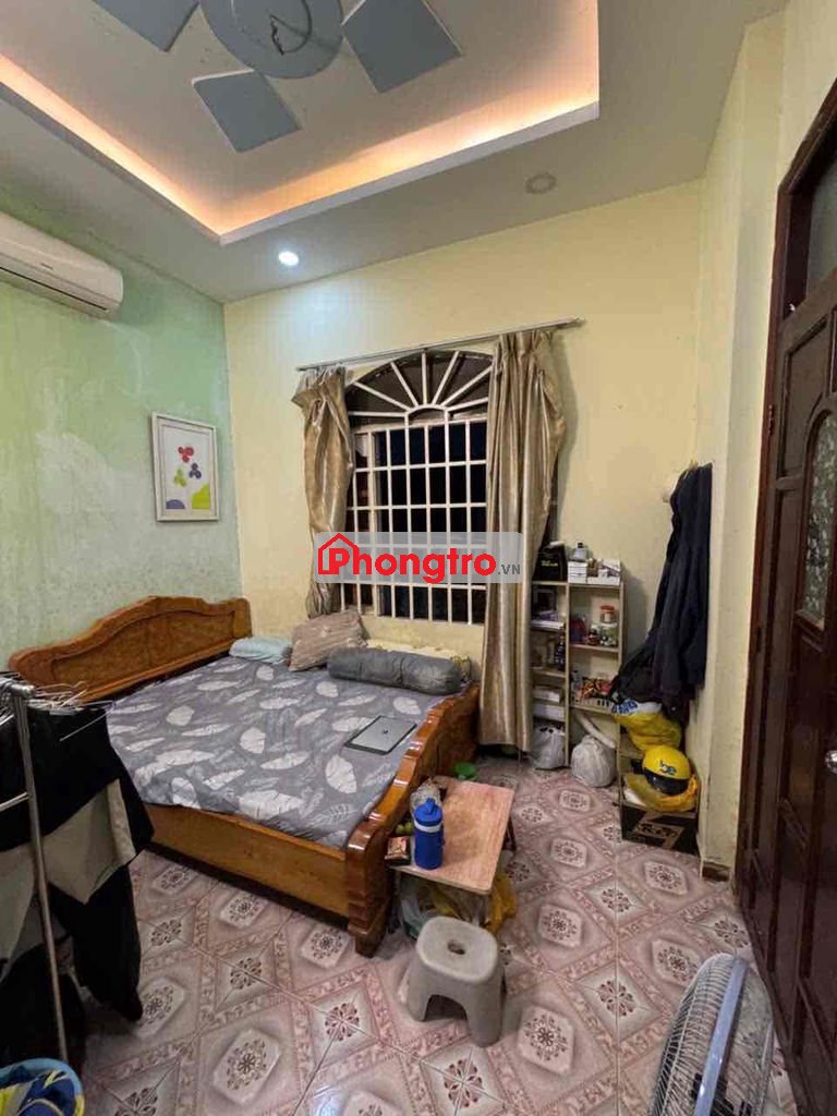cho thuê phòng ban công đường số 8