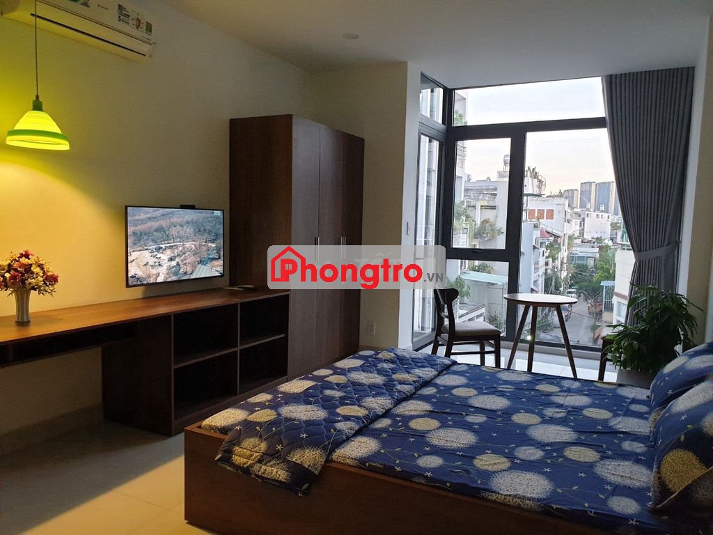 Studio full nội thất cao cấp ngã 4 Hàng Xanh view đẹp thoáng mát