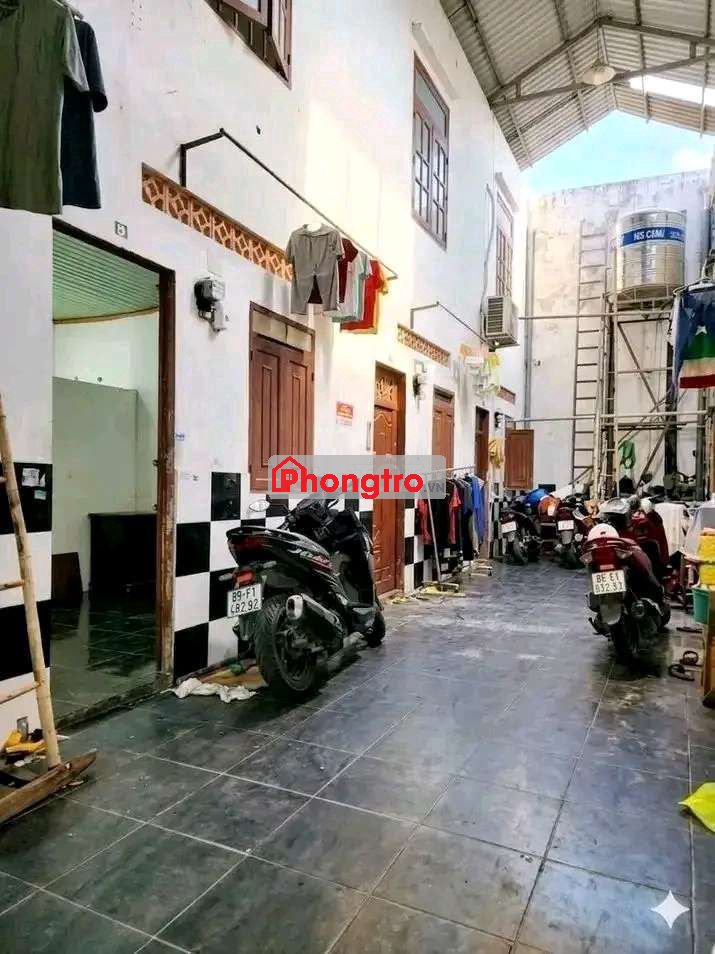 Phòng TRỆT dắt xe vào phòng,có máy lạnh gác cao trong KDC Vĩnh Lộc
