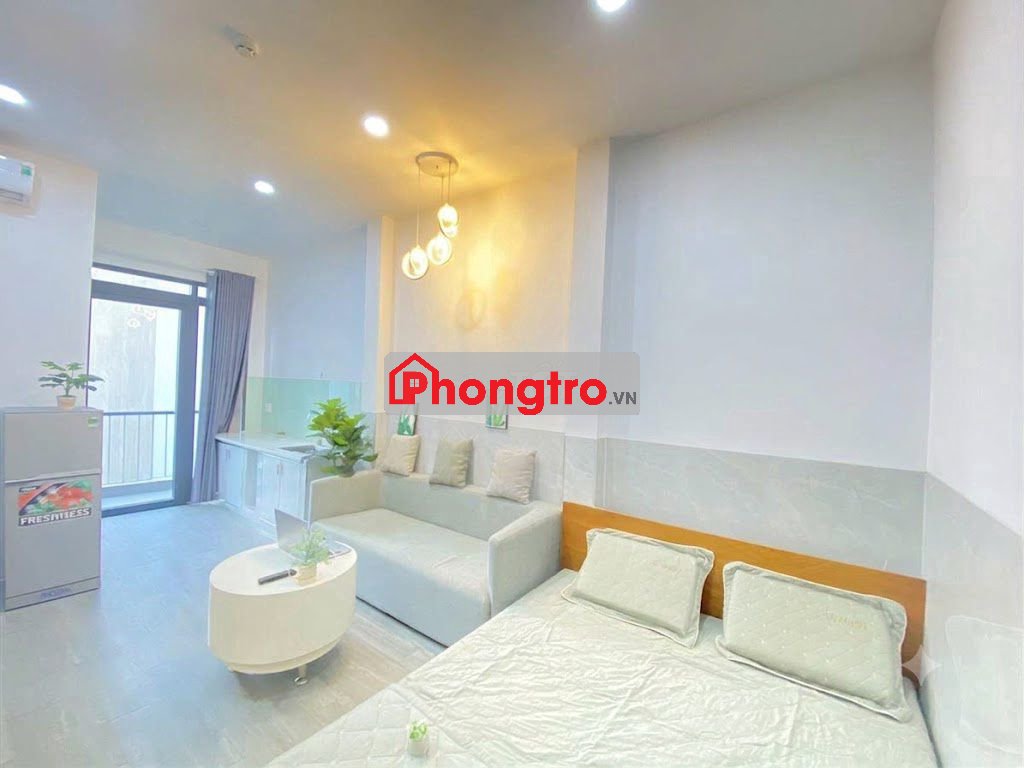 CHÍNH CHỦ CHO THUÊ PHÒNG BAN CÔNG THANG MÁY KẾ BÊN CHỢ BÌNH ĐIỀN