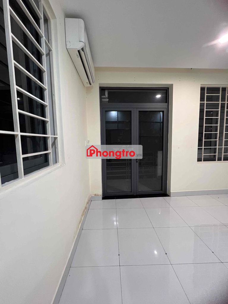 phong trọ giá rẻ td1, or kinh doanh online, or làm nail , phun xăm