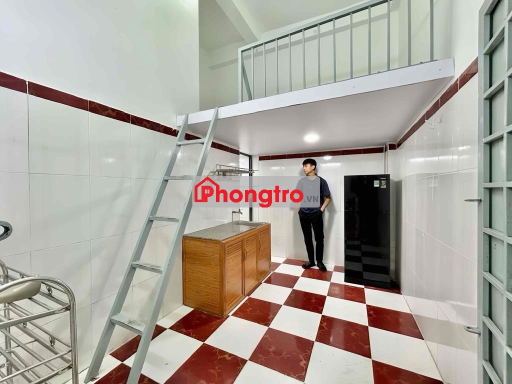 🔥CHO THUÊ PHÒNG GÁC CAO 2M NỘI THẤT CƠ BẢN THANG MÁY NGAY CV GIA ĐỊNH