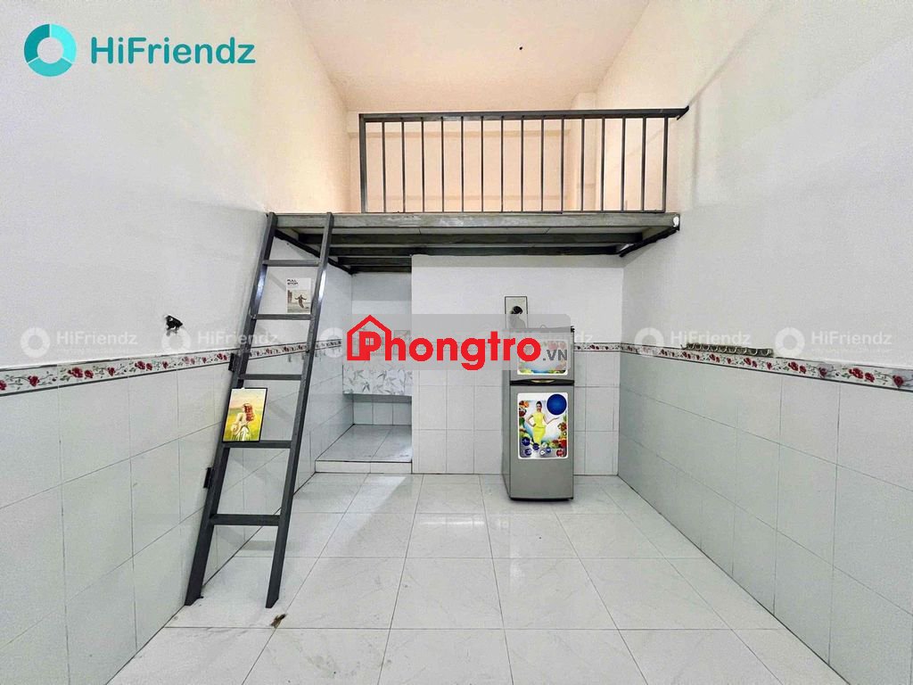 Cho Thuê Phòng Gác Cao ,Sẵn Máy Lạnh Tủ Lạnh - Giờ Giấc Tự Do