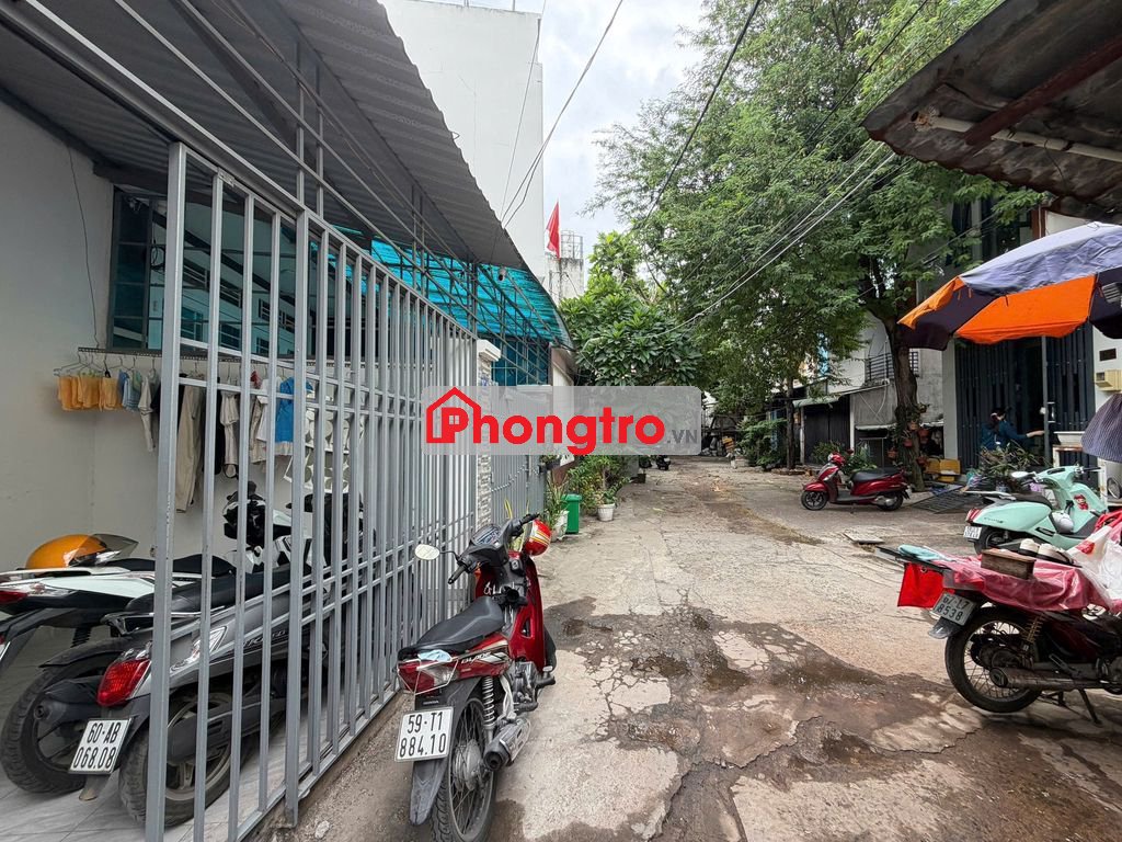Cho sinh viên thuê phòng 1 trệt + lửng + lầu