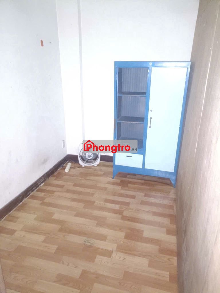 Cho thuê phòng trọ 10m2, giờ giấc tự do tại XVNT Bình Thạnh giá 1.8tr