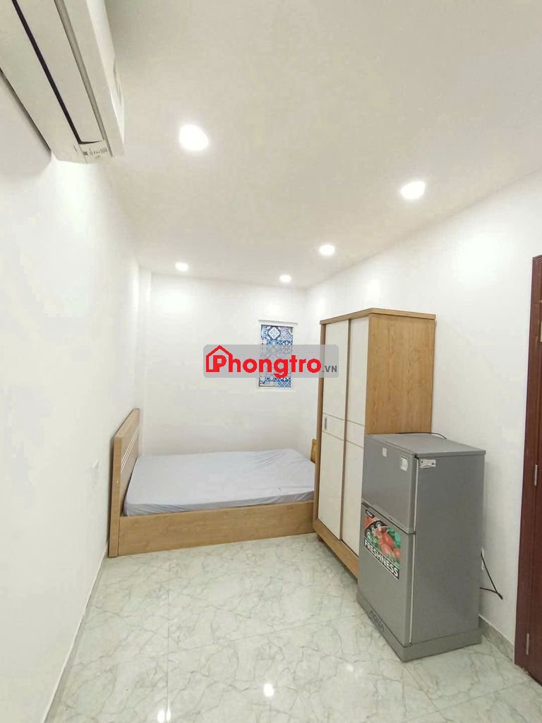 Phòng 18m2 Nguyễn Cửu Vân giá 4,2 triệu