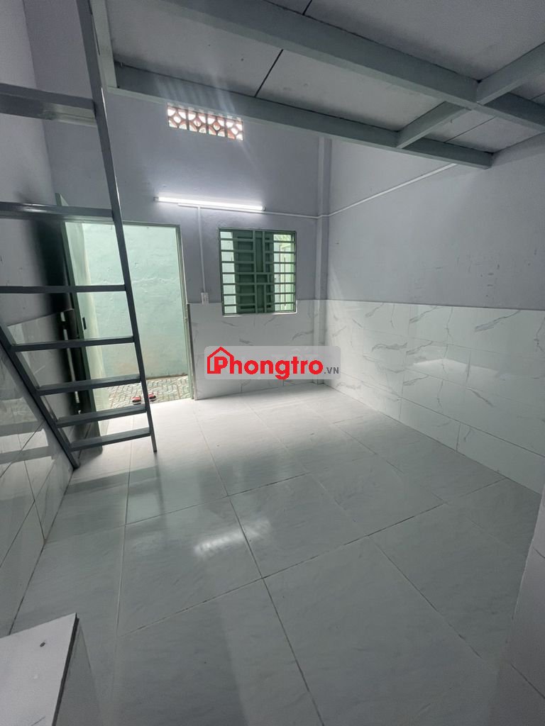 Phòng trọ máy lạnh 2.7tr - Quốc Lộ 13 - sát TP Thủ Đức - Ít phòng