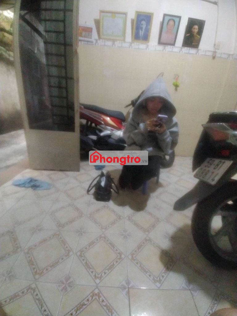 Cho thuê nhà Gồm 1 trệt một lầu.bep ăn phòng máy lạnh